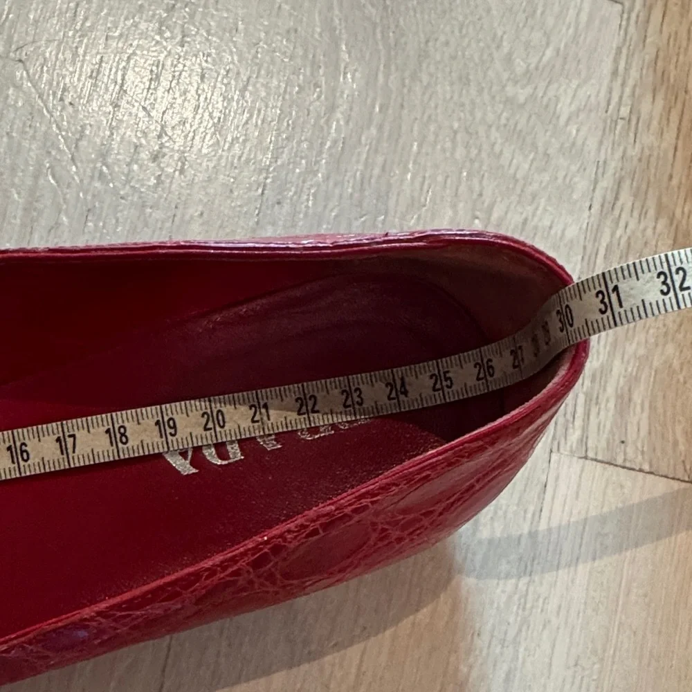 Prada Red Croc-Embossed Pointed Toe Flats 37 - Picture 7 of 11